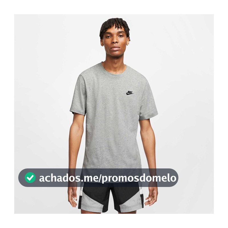 Camiseta Nike Sportswear Club Masculina