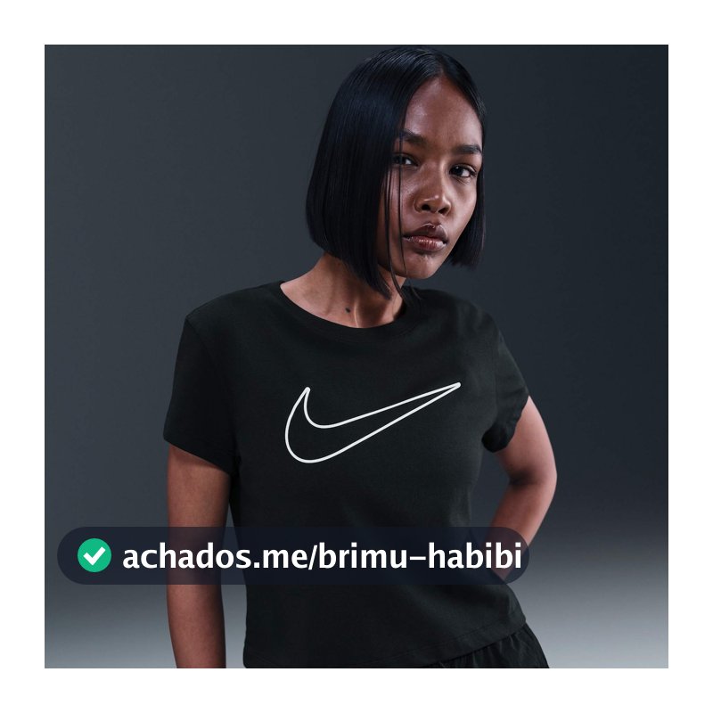 Camiseta Nike Sportswear Club Feminina